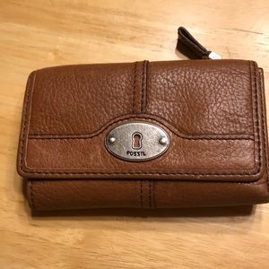 Fossil wallet